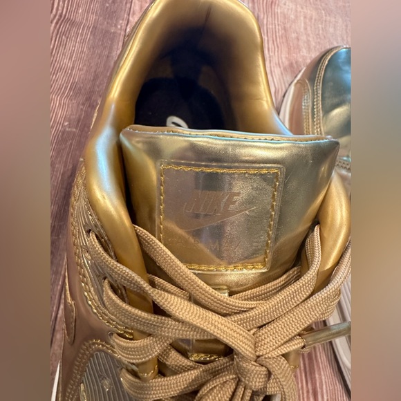 NIKE AIR MAX 90 PREMIUM ID "LIQUID GOLD"
Style # 708279 994 NIKEiD
No Box - Picture 8 of 13